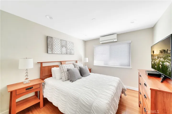 2nd Guest Bedroom With Recessed Lighting
