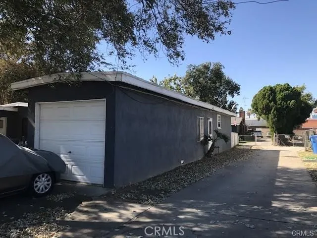1379 S Gibbs Street Unit 3, Pomona, California 91766 home-pic-3