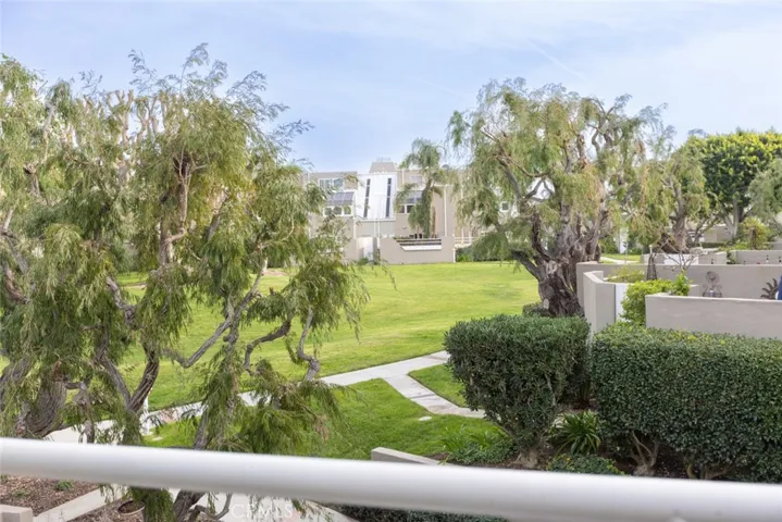 3244 Sparkler Drive, Huntington Beach, California 92649