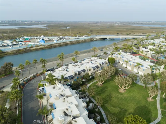 Water Views from 2 guest rooms