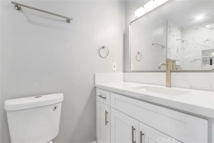 11842 Moorpark Street D, Studio City, California 91604