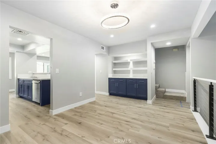 11842 Moorpark Street D, Studio City, California 91604