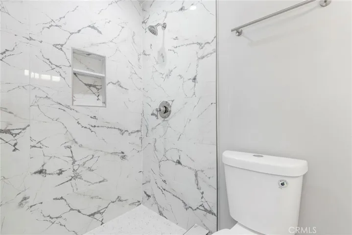 11842 Moorpark Street D, Studio City, California 91604