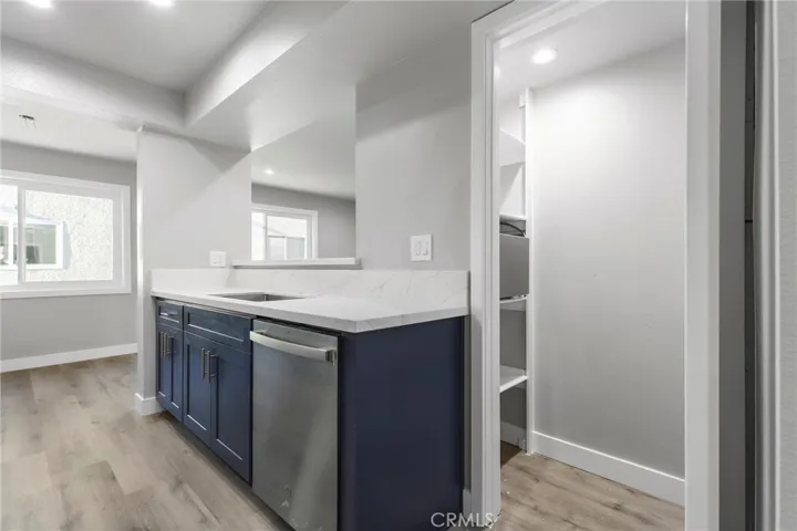 11842 Moorpark Street D, Studio City, California 91604