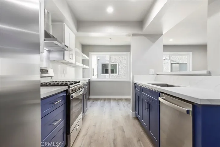 11842 Moorpark Street D, Studio City, California 91604