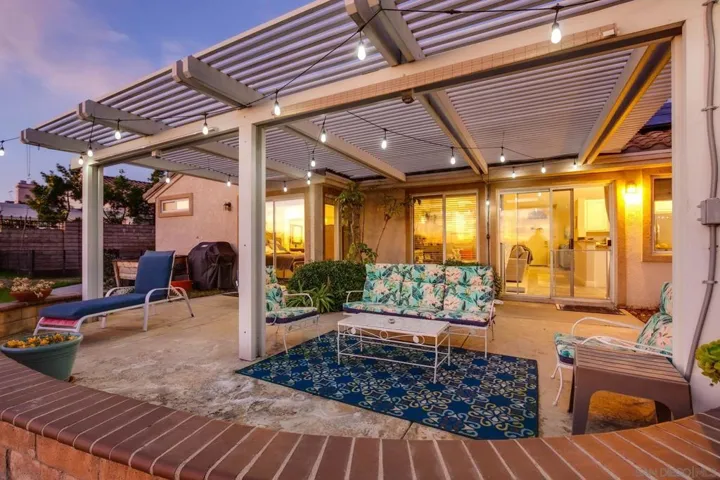 2495 Melissa Ct, Vista, California 92081