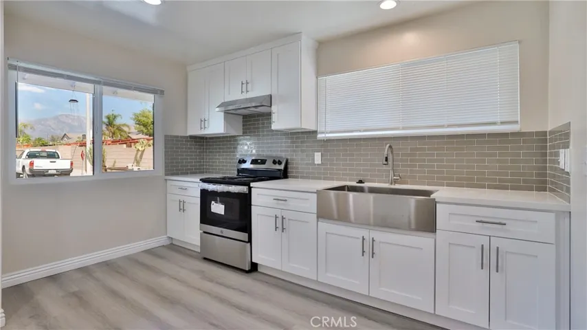 Open and Airy Kitchen