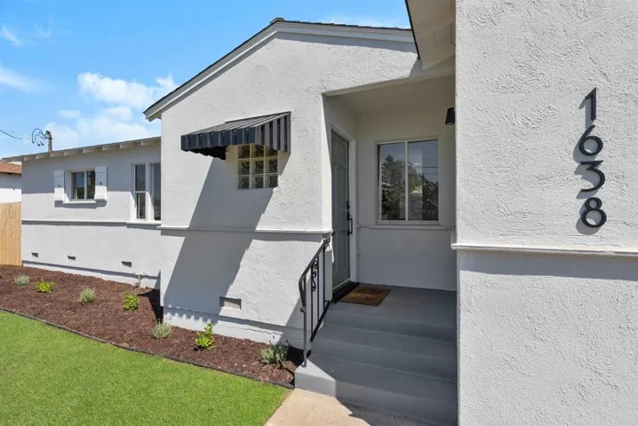1638 Kurtz Street, Oceanside, California 92054