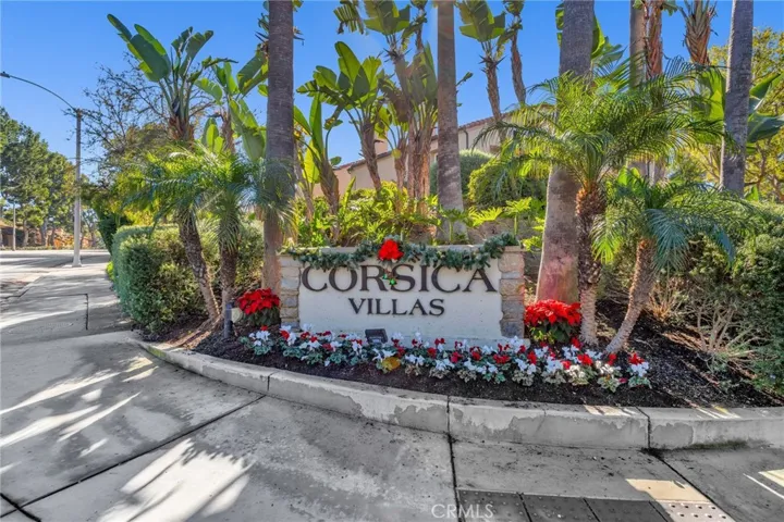 86 Corsica Drive, Newport Beach, California 92660
