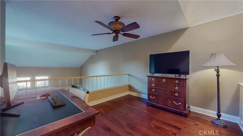 86 Corsica Drive, Newport Beach, California 92660