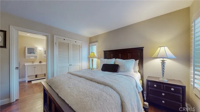 86 Corsica Drive, Newport Beach, California 92660
