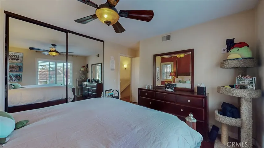 86 Corsica Drive, Newport Beach, California 92660