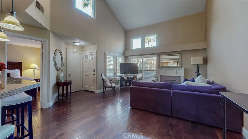 86 Corsica Drive, Newport Beach, California 92660