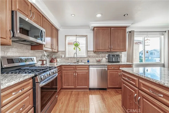 625 E Lincoln Street, Carson, California 90745