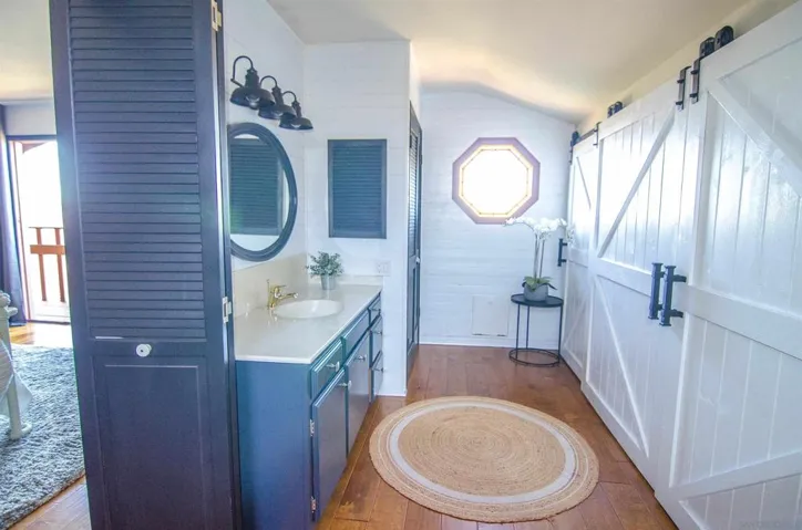959 Luna Vista Dr, Escondido, California 92025