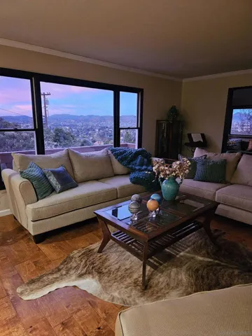 959 Luna Vista Dr, Escondido, California 92025