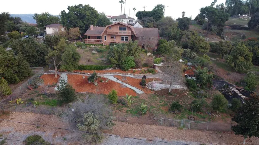 959 Luna Vista Dr, Escondido, California 92025