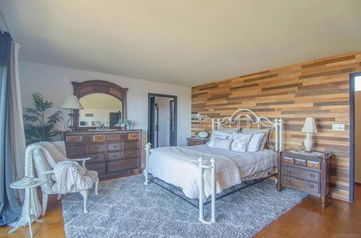 959 Luna Vista Dr, Escondido, California 92025