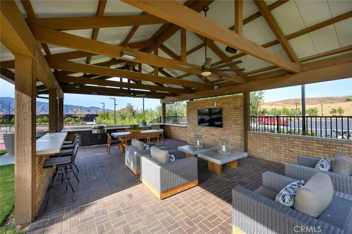 Outdoor entertaining and cooking area for 55 plus