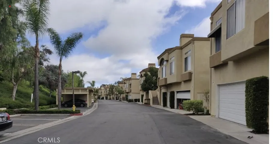28145 Via Luis, Laguna Niguel, California 92677