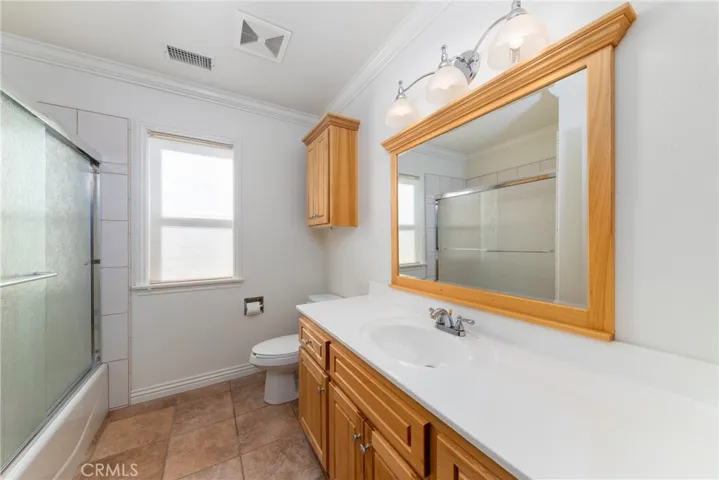 Hall Bathroom