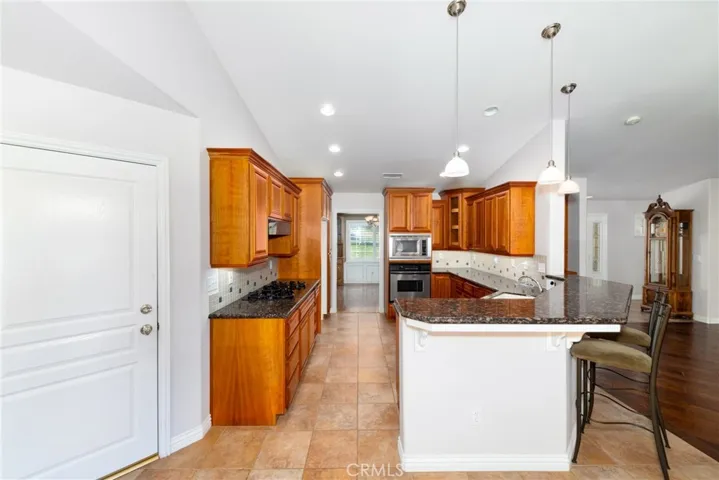 9785 Kehl Canyon Road, Cherry Valley, California 92223