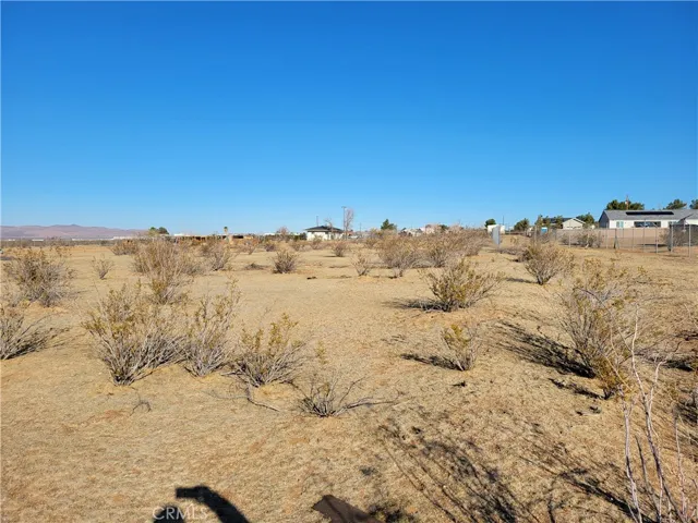 22617 Saguaro Road, Apple Valley, California 92307