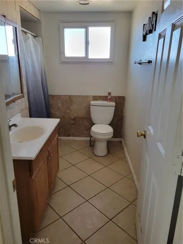 22617 Saguaro Road, Apple Valley, California 92307