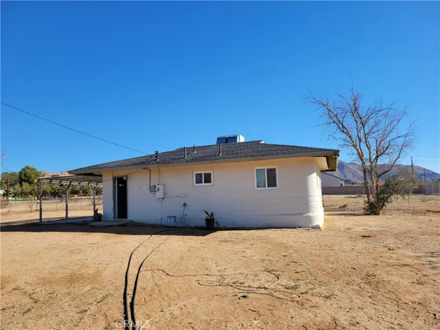 22617 Saguaro Road, Apple Valley, California 92307