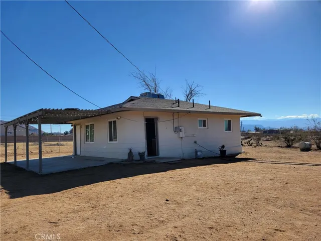 22617 Saguaro Road, Apple Valley, California 92307