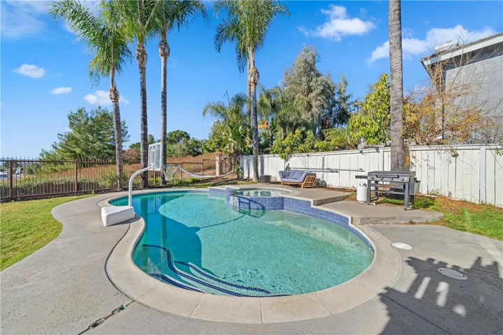 41499 Yankee Run Court, Temecula, California 92591