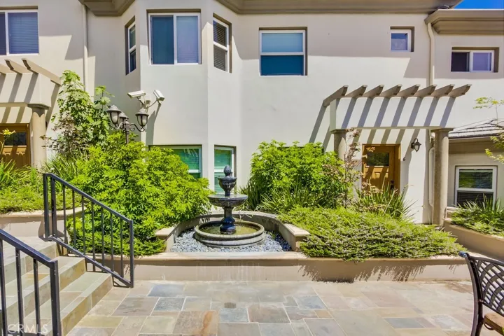 1088 S Marengo Avenue 7, Pasadena, California 91106