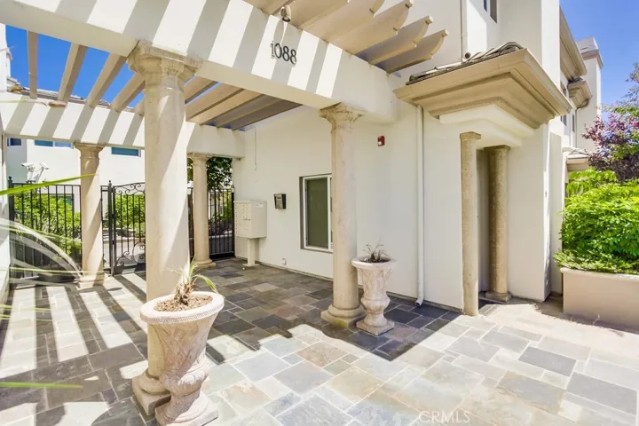1088 S Marengo Avenue 7, Pasadena, California 91106