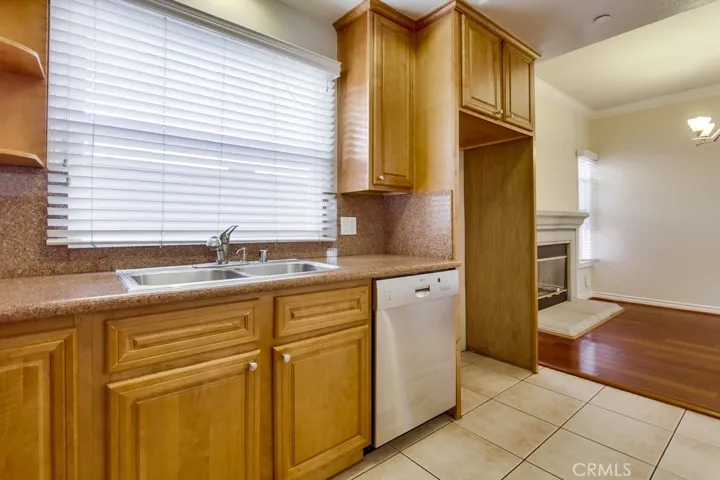 1088 S Marengo Avenue 7, Pasadena, California 91106