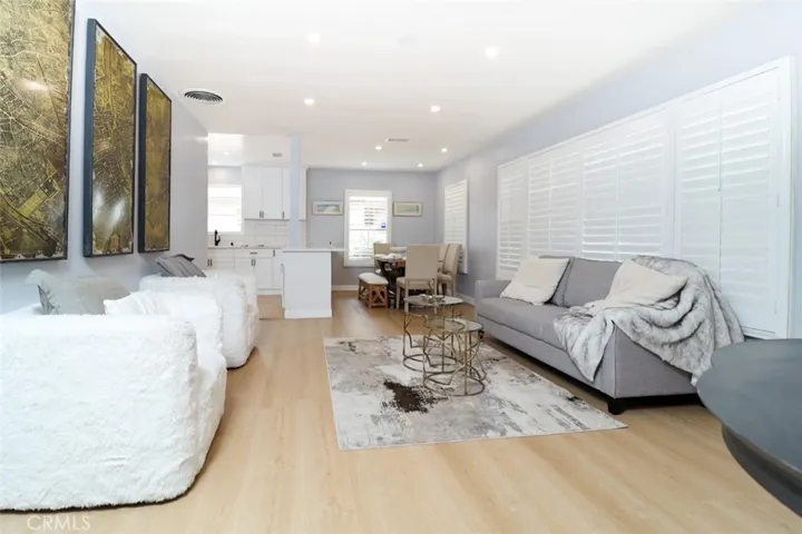 9655 Mills Avenue, Whittier, California 90604