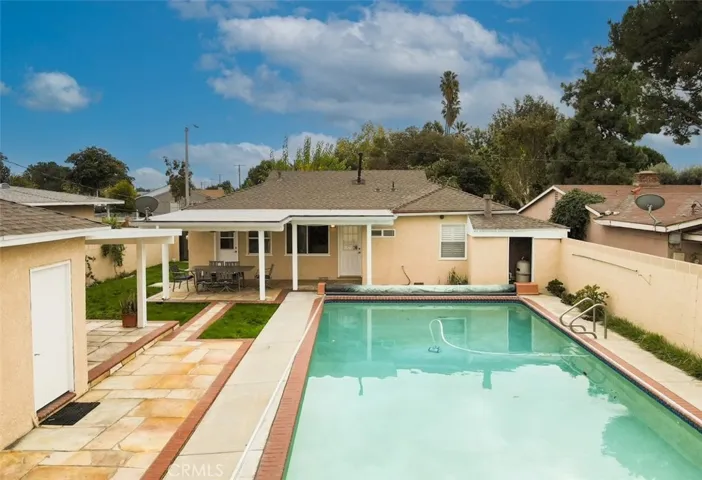 9655 Mills Avenue, Whittier, California 90604