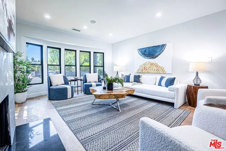4722 Greenbush Avenue, Sherman Oaks, California 91423