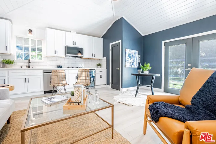4722 Greenbush Avenue, Sherman Oaks, California 91423