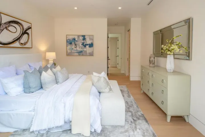 1077 W Mc Kinley Avenue, Sunnyvale, California 94086