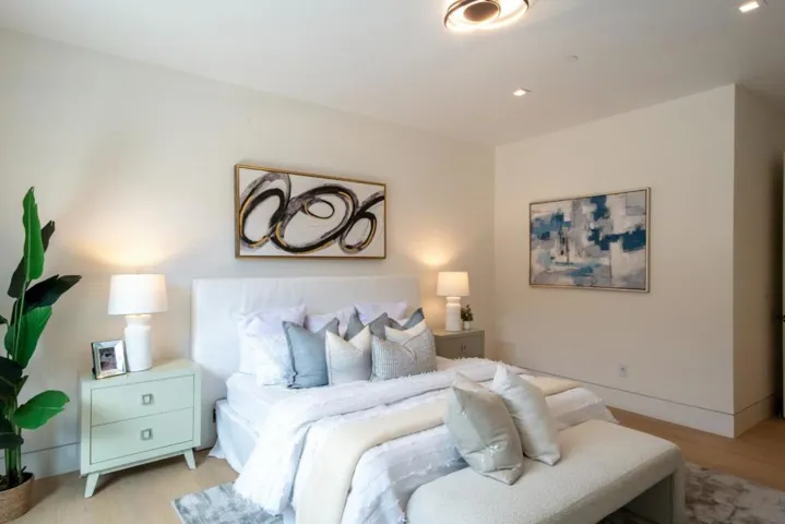 1077 W Mc Kinley Avenue, Sunnyvale, California 94086