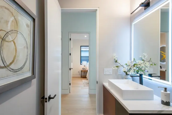 1077 W Mc Kinley Avenue, Sunnyvale, California 94086