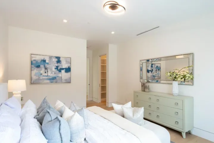 1077 W Mc Kinley Avenue, Sunnyvale, California 94086
