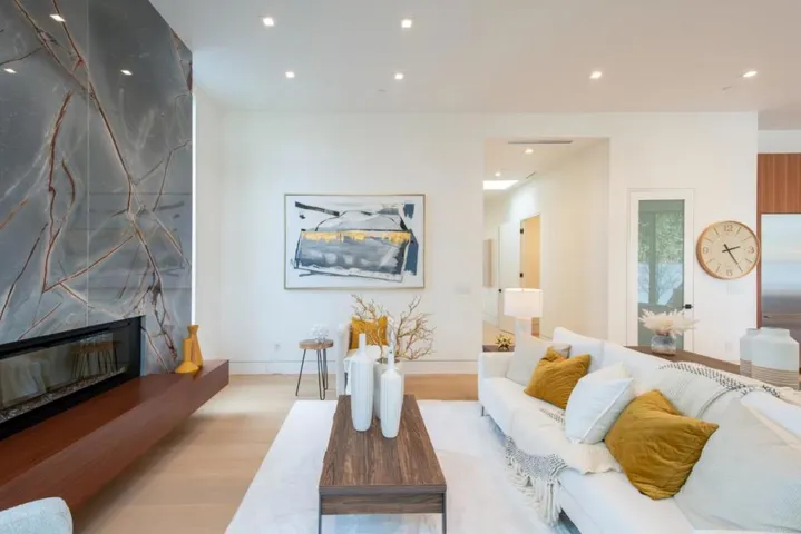1077 W Mc Kinley Avenue, Sunnyvale, California 94086