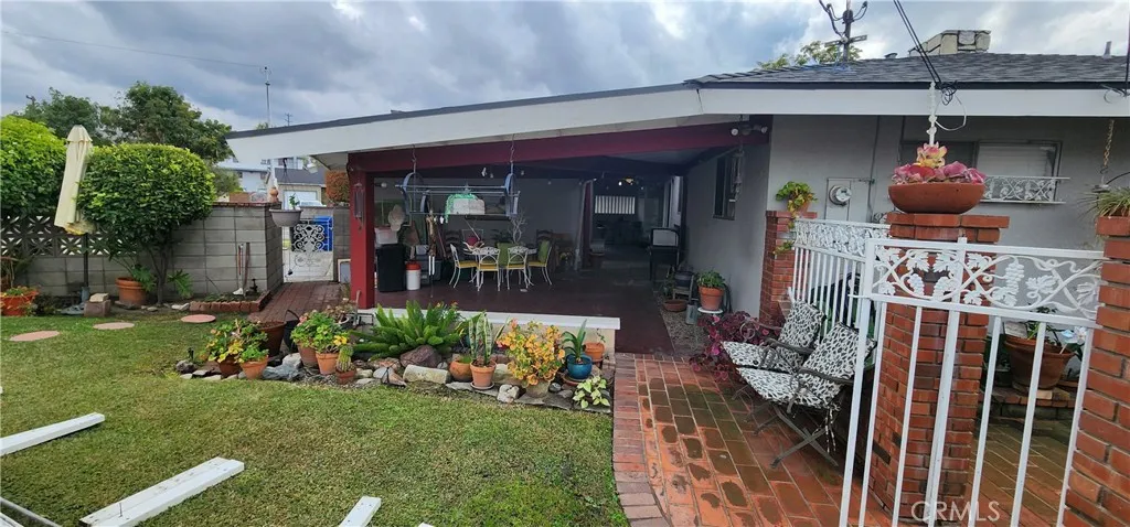 428 S Grandin Avenue, Azusa, California 91702