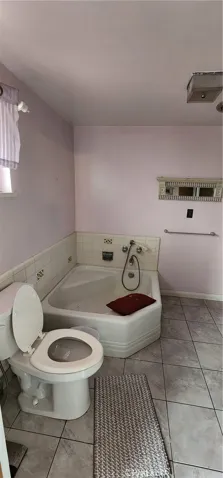 #1 Bathroom