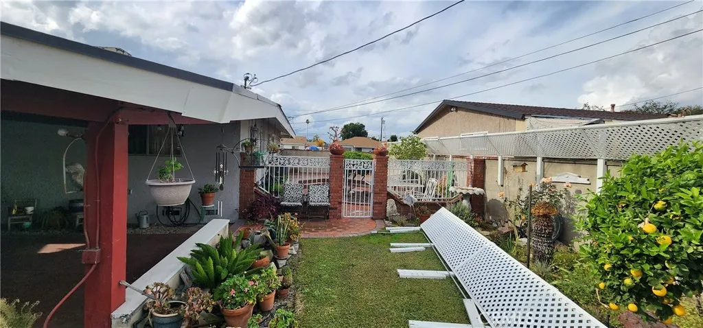 428 S Grandin Avenue, Azusa, California 91702