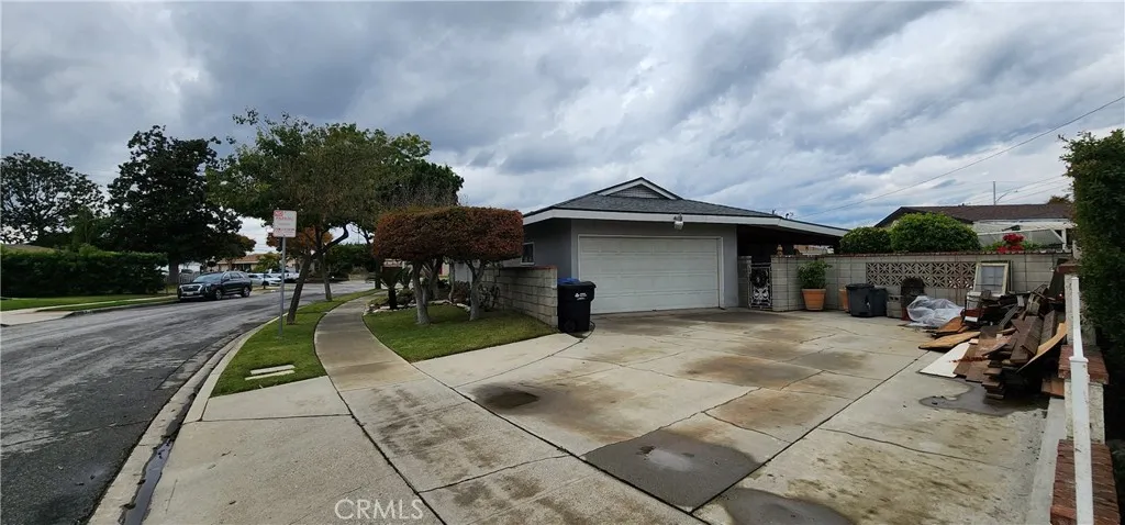 428 S Grandin Avenue, Azusa, California 91702