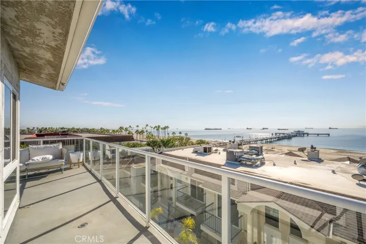 16 38th Place, Long Beach, California 90803