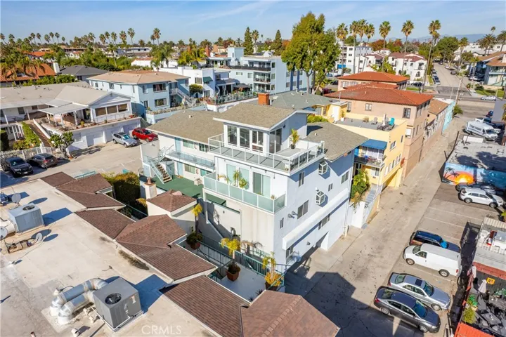16 38th Place, Long Beach, California 90803
