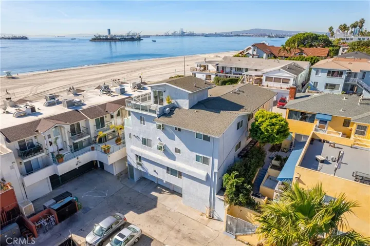 16 38th Place, Long Beach, California 90803